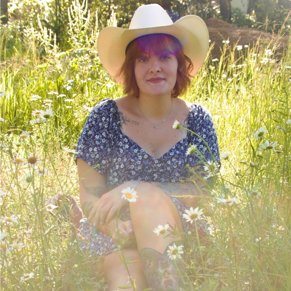 Meet your Posher, Adrianna